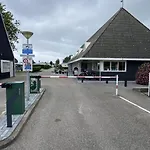 Vz1031 Stacaravan In Wemeldinge